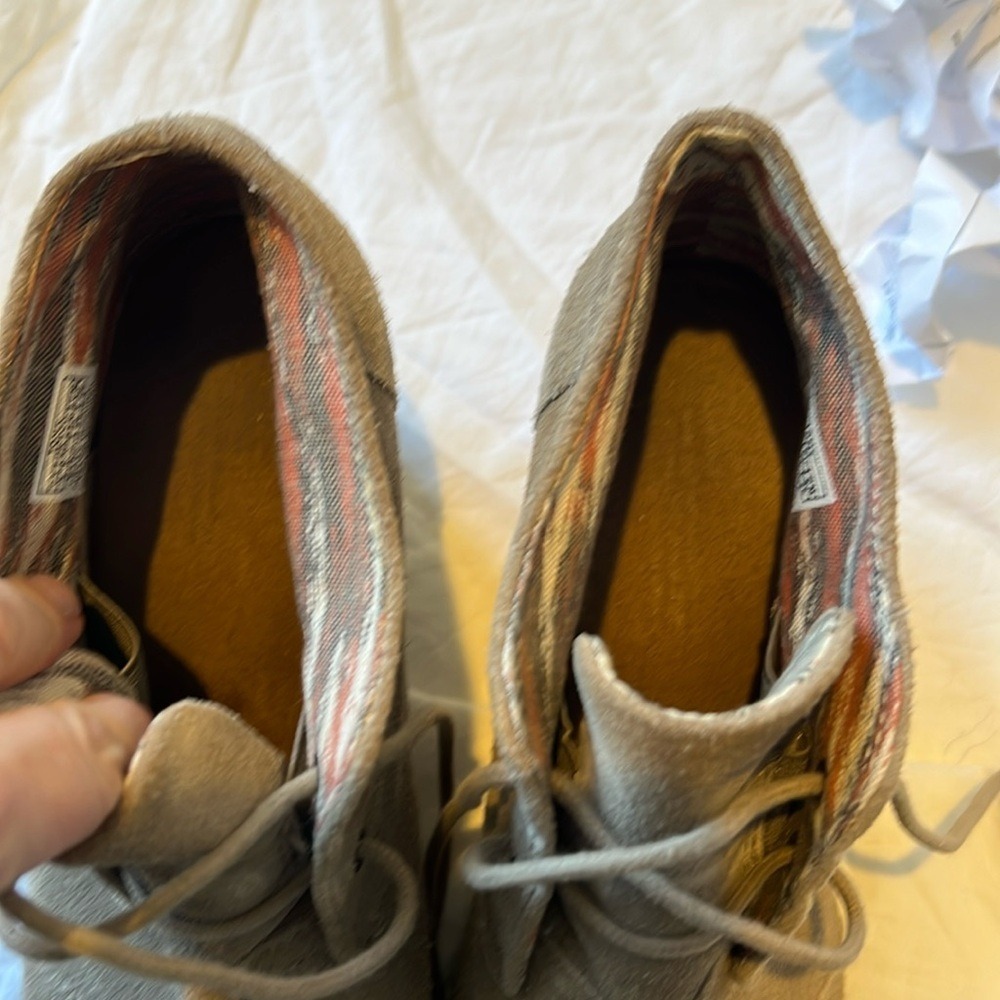 Tom's Kala Desert Wedge Shoes in Taupe Suede Tan Wedges Lace Up‎ Shoes Womens 9 - Picture 14 of 16